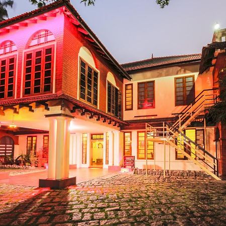 The Royal Heritage Hotel And Ayurvedic Center Thiruvananthapuram Екстериор снимка