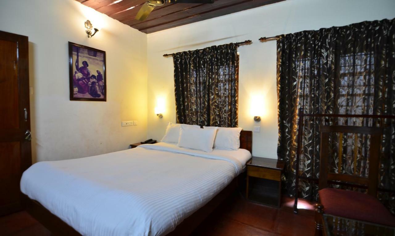 The Royal Heritage Hotel And Ayurvedic Center Thiruvananthapuram Екстериор снимка