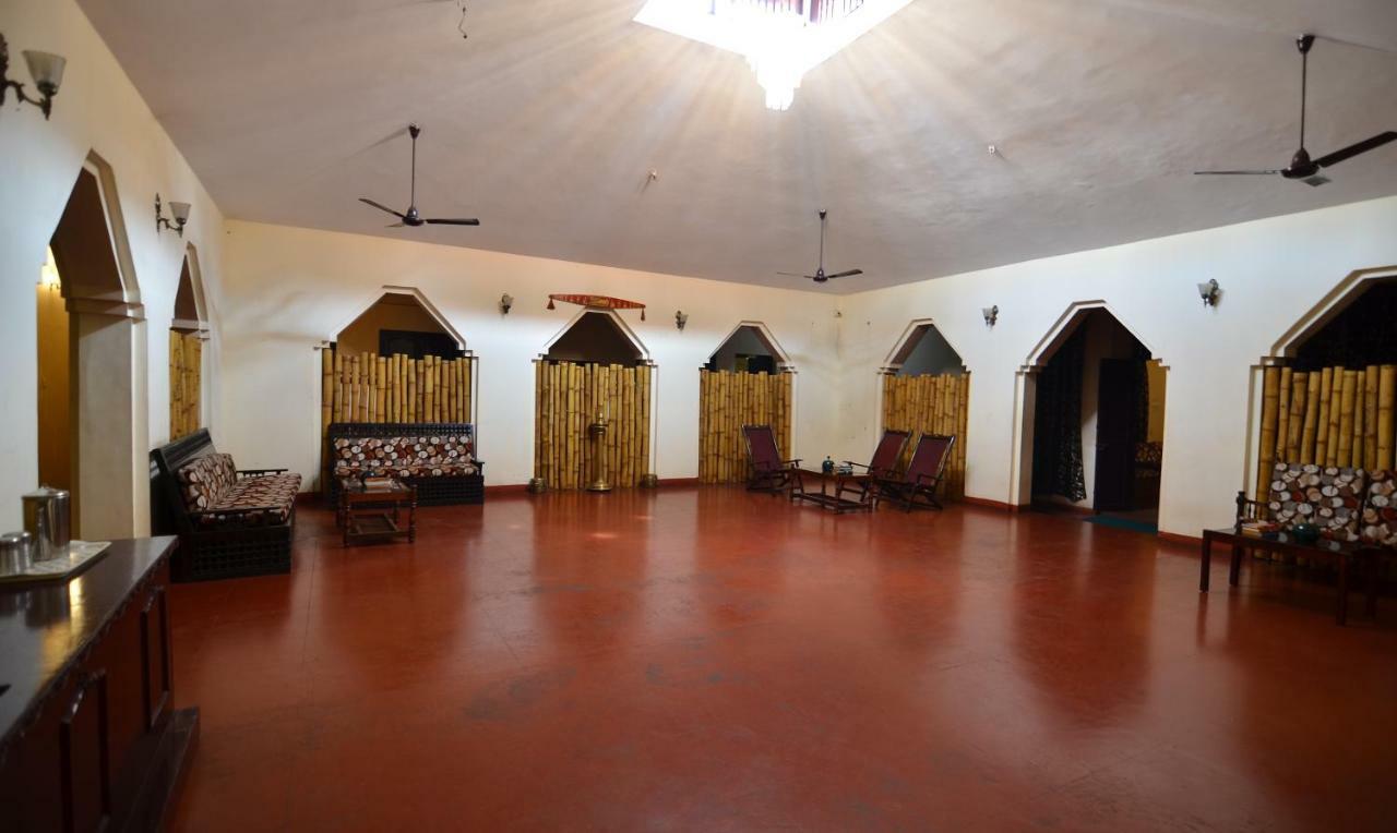 The Royal Heritage Hotel And Ayurvedic Center Thiruvananthapuram Екстериор снимка