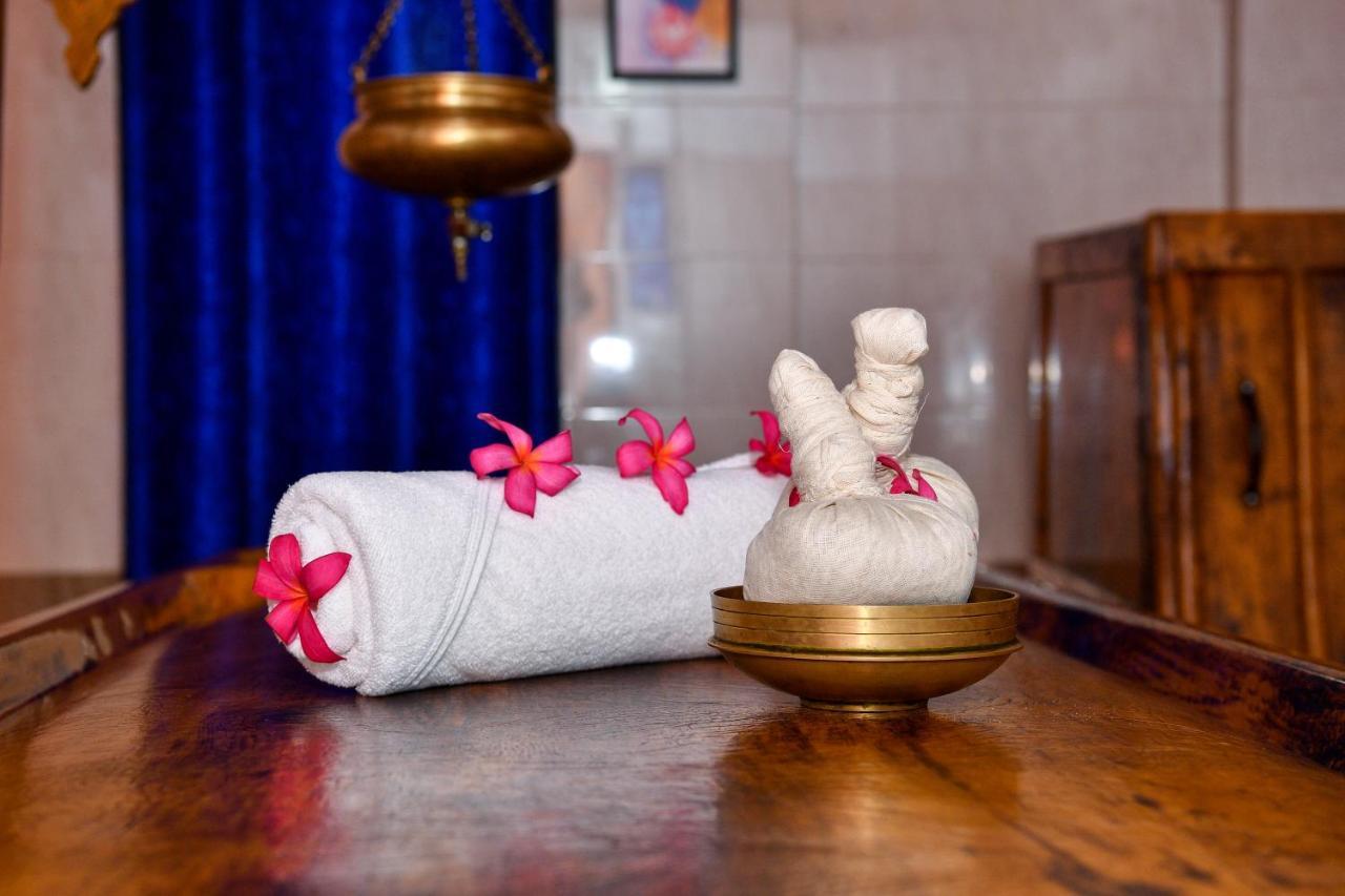 The Royal Heritage Hotel And Ayurvedic Center Thiruvananthapuram Екстериор снимка